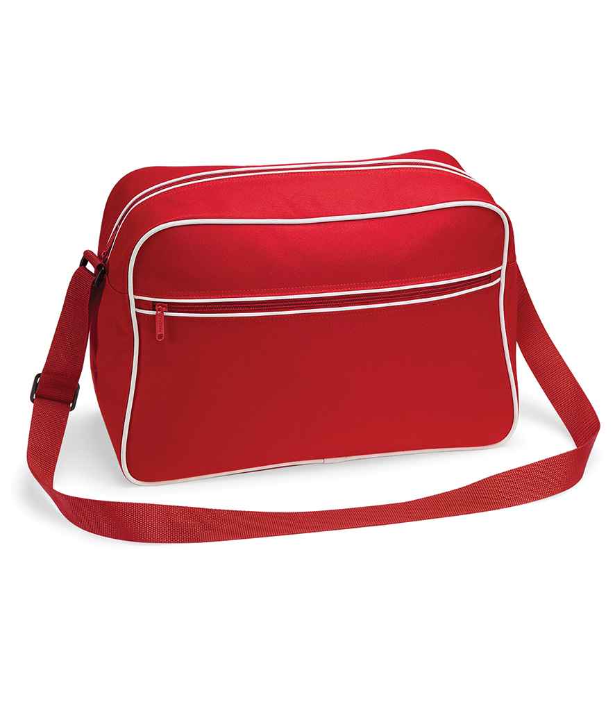 Shoulder Bag with embroidered logo.